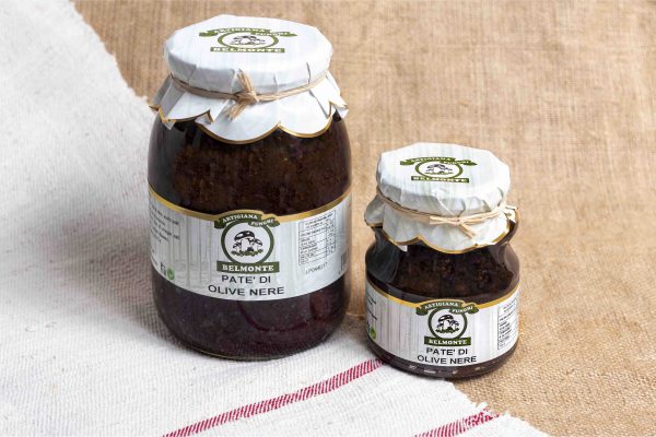 PATE' DI OLIVE NERE